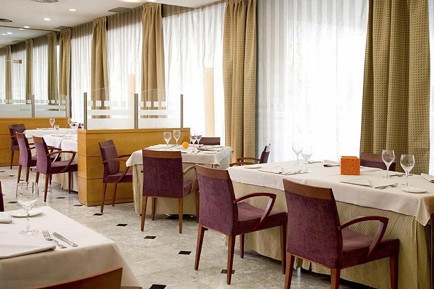 Nh Ciutat De Reus Hotel Eksteriør billede