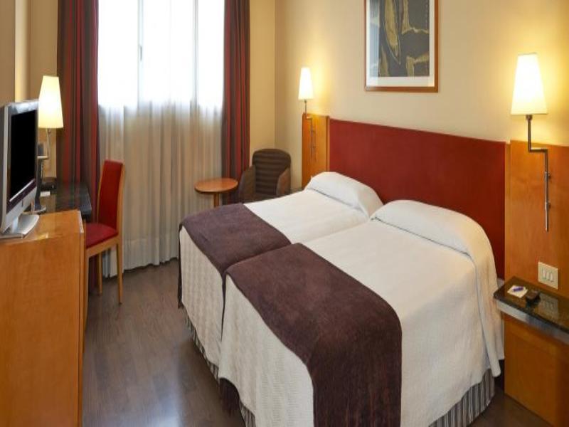 Nh Ciutat De Reus Hotel Eksteriør billede